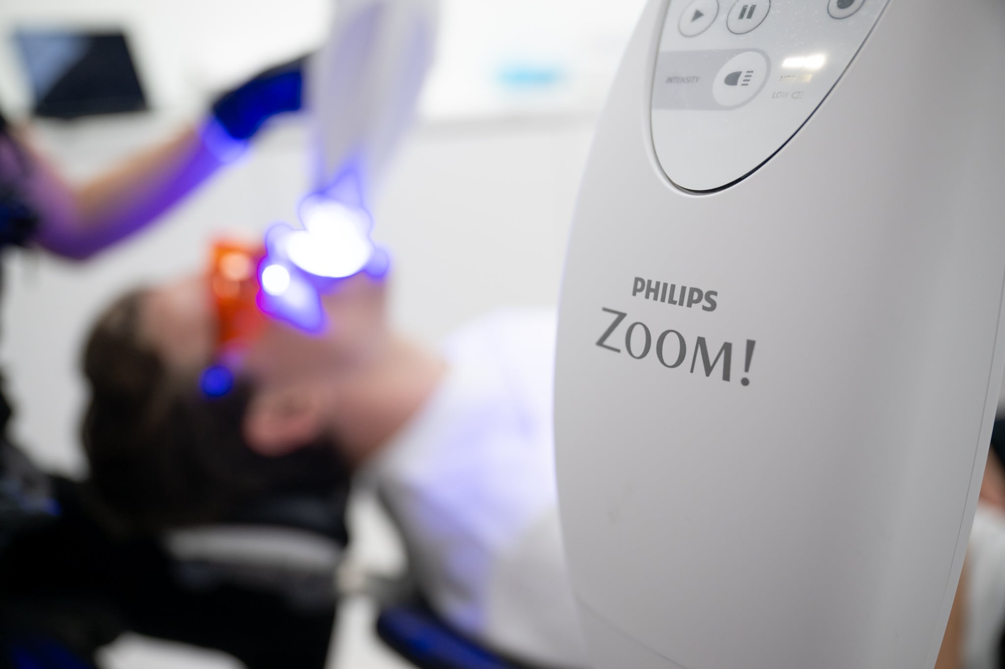 Affordable Teeth Whitening Near Pitt Street: What You&rsquo;ll Actually Pay