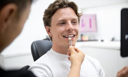 Looking for a Cosmetic Dentist? Here&rsquo;s What Actually Matters