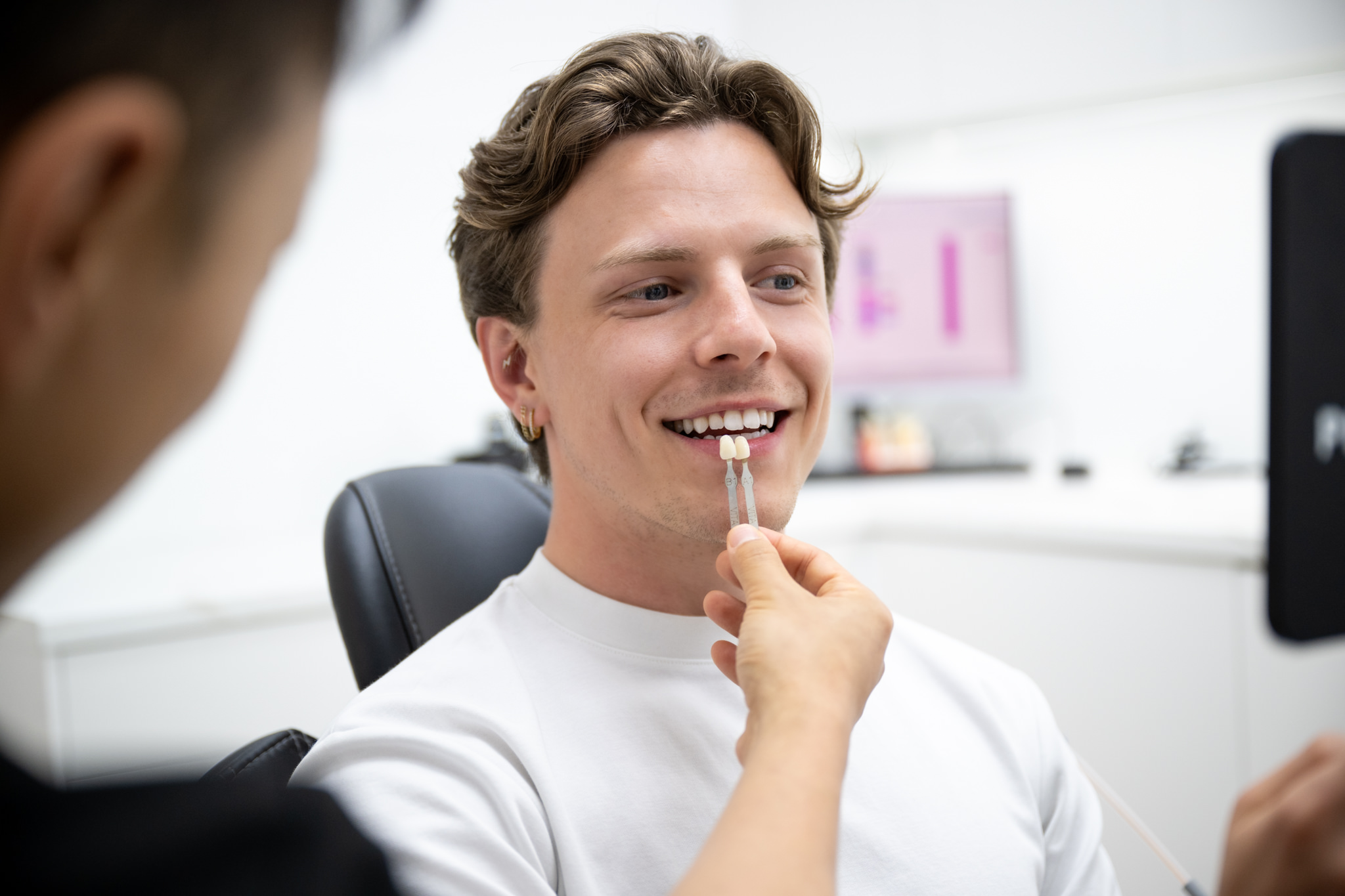 Looking for a Cosmetic Dentist? Here&rsquo;s What Actually Matters